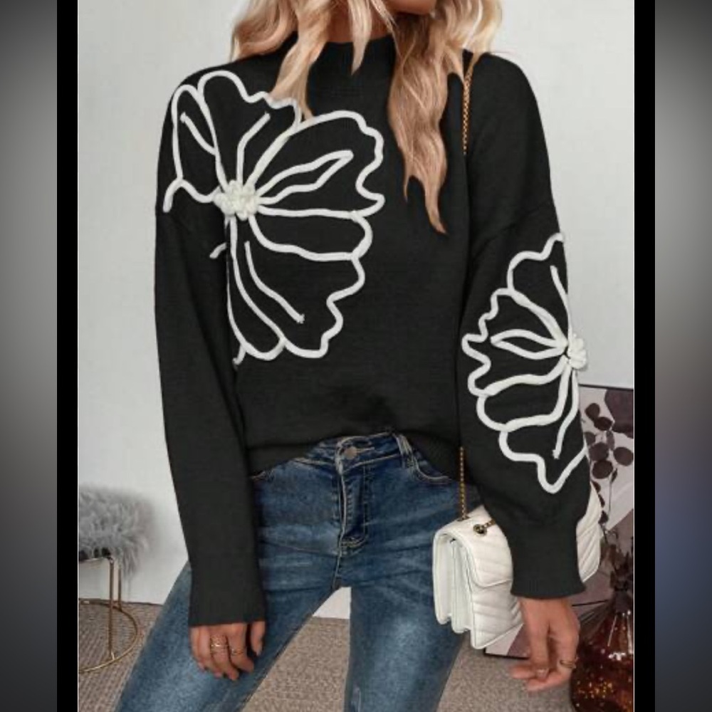 SHEIN- Emery Rose Black Sweater with White Floral Design
Size 1X
